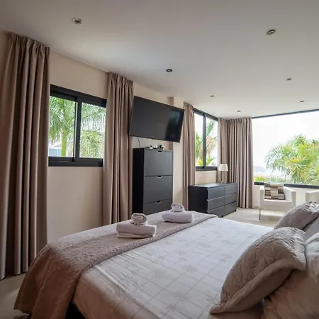 Villa Luxe Detached Julia Tenerife *