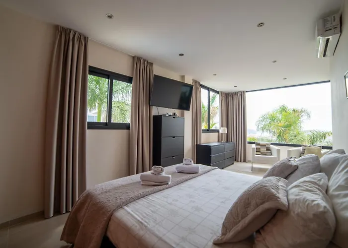 فيلة Luxe Detached Julia Tenerife *